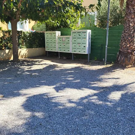 Mazet Climatise Rdj Plages Parking Wifi Gratuit Holiday home La Londe-les-Maures
