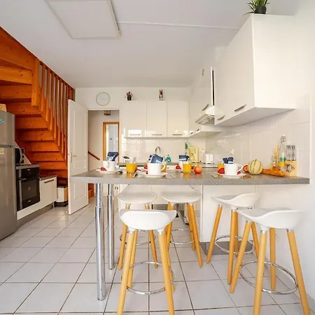 Holiday home Mazet Climatise Rdj Plages Parking Wifi Gratuit
