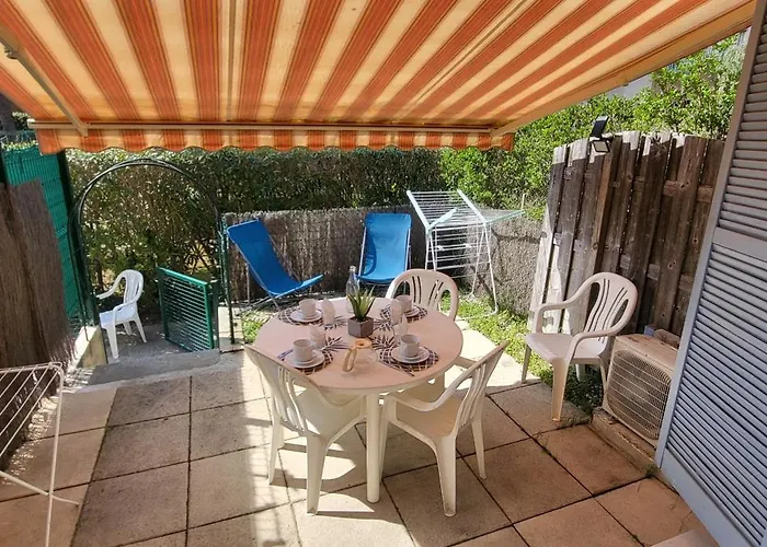 Holiday home Maison De Acces Direct Aux Plages *