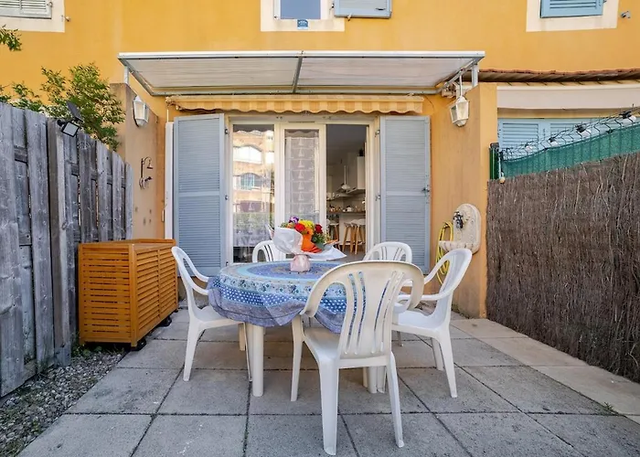 Holiday home Maison De Acces Direct Aux Plages *
